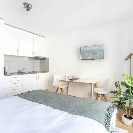 Апартаменты Saint Laurent 33-35 - Self Check In By Homenhancement Лозанна