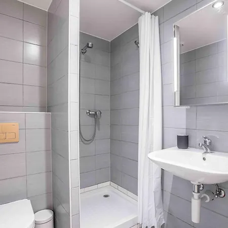 Апартаменты Saint Laurent 33-35 - Self Check In By Homenhancement