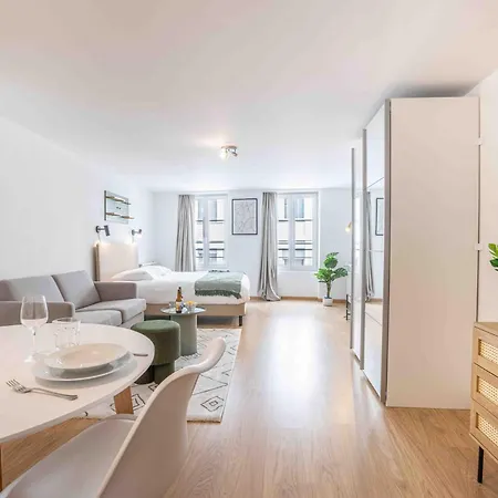 Saint Laurent 33-35 - Self Check In By Homenhancement * Лозанна