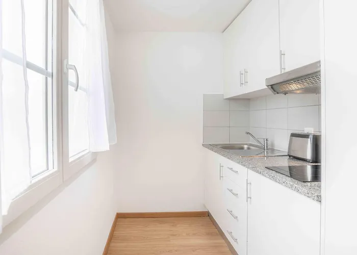 Saint Laurent 33-35 - Self Check In By Homenhancement Apartment