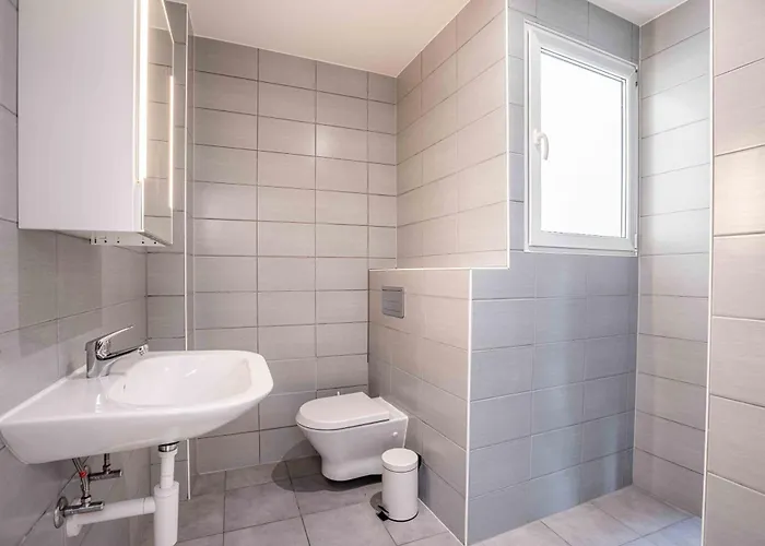 Apartment Saint Laurent 33-35 - Self Check In By Homenhancement