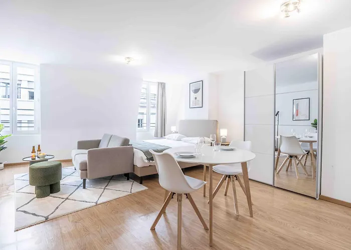 Saint Laurent 33-35 - Self Check In By Homenhancement 아파트 로잔