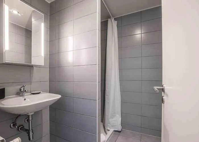 Apartment Saint Laurent 33-35 - Self Check In By Homenhancement Lausanne