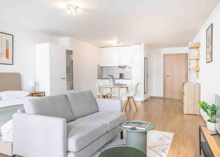 아파트 Saint Laurent 33-35 - Self Check In By Homenhancement 로잔