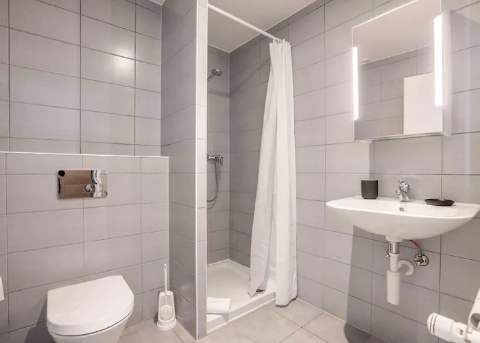 Saint Laurent 33-35 - Self Check In By Homenhancement Apartment